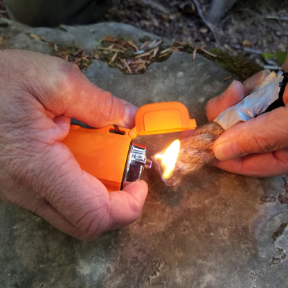 Rechargeable Dual Arc Plasma Lighter Flashlight