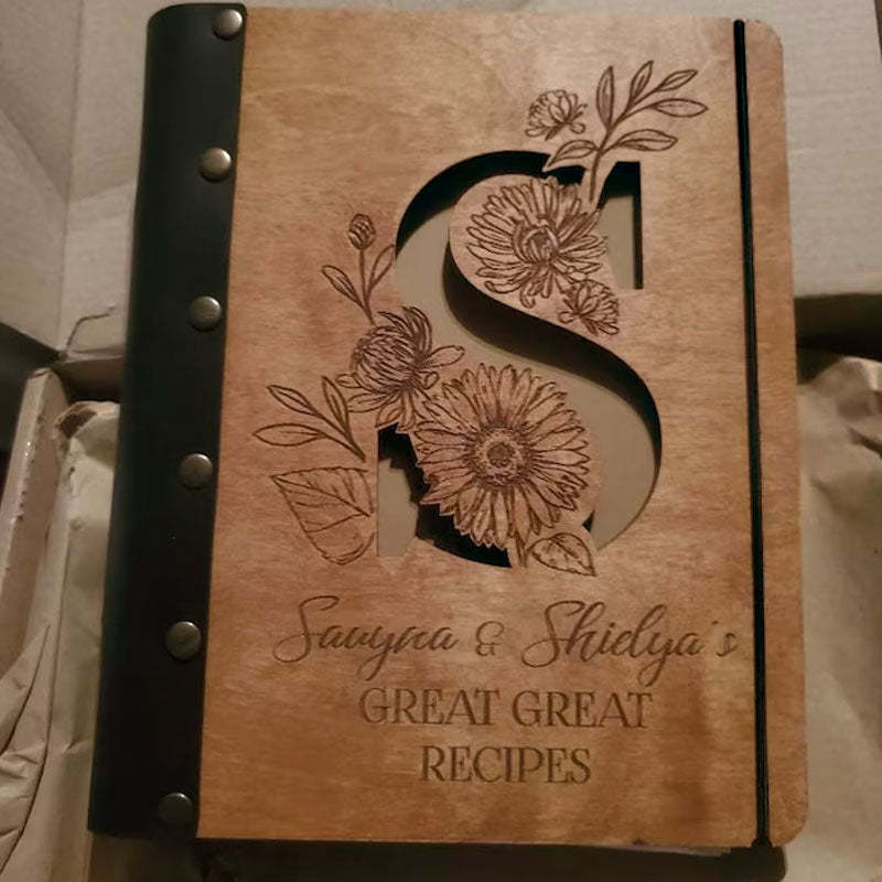 Custom Recipe Book, Family Heirloom Cookbook, Christmas Gift, Xmas gift for mum, Wooden Binder