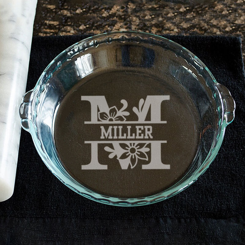 Personalized Pie Plate, Engraved Glass Pie Baking Dish, Christmas Present Wedding Gift