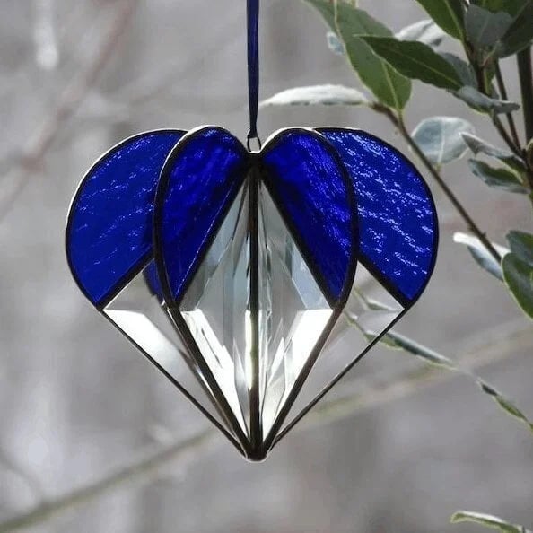 🔥 Stained Heart-shaped Suncatcher