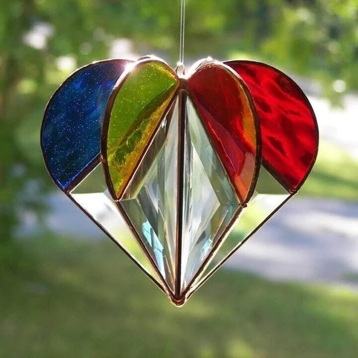 🔥 Stained Heart-shaped Suncatcher