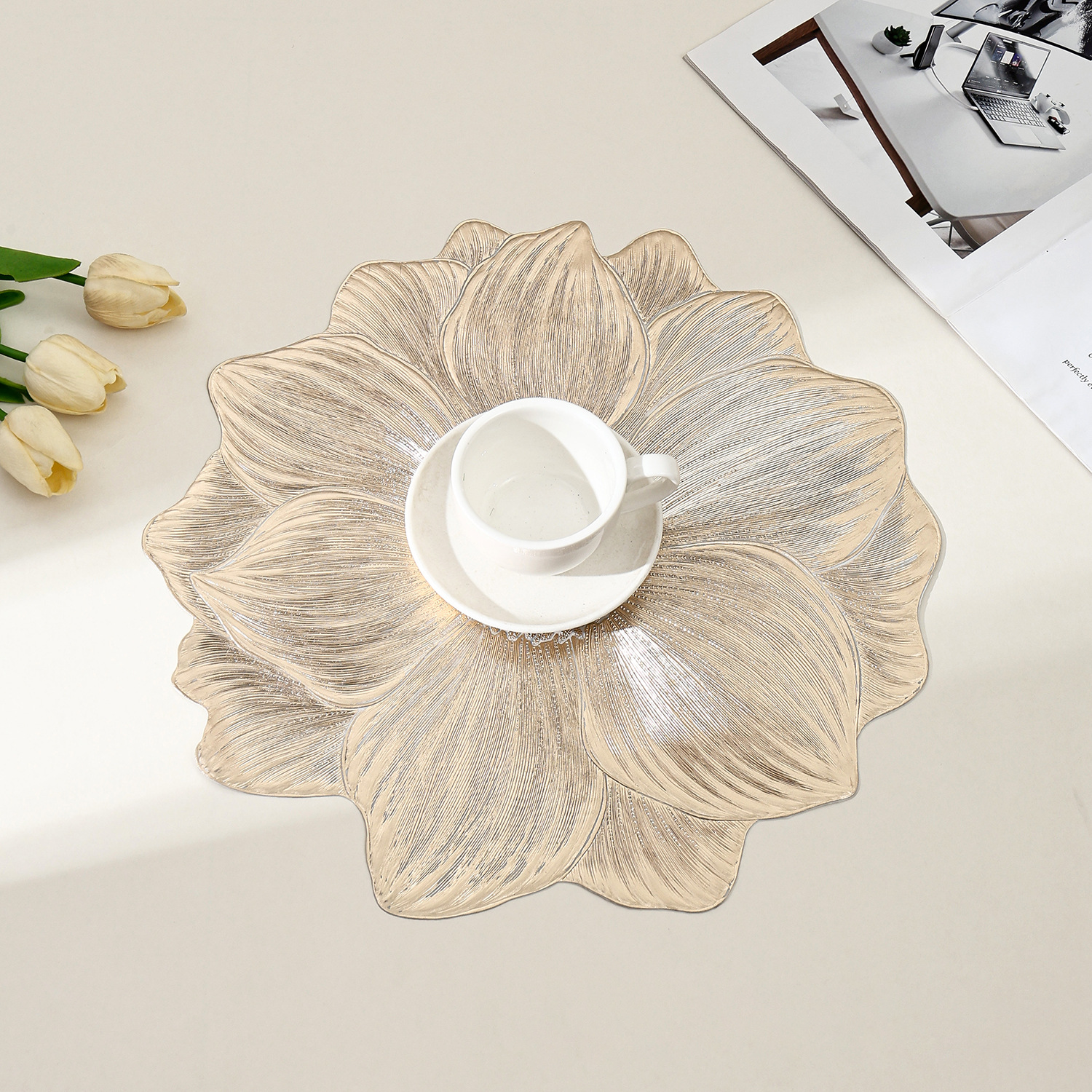 🔥Christmas Flash Sale 49% OFF - Lotus-Shaped Heat-Resistant and Washable Placemat
