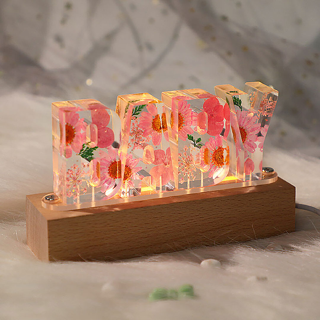 Personalized Dried Flowers Resin Letter Lamp-ancustom