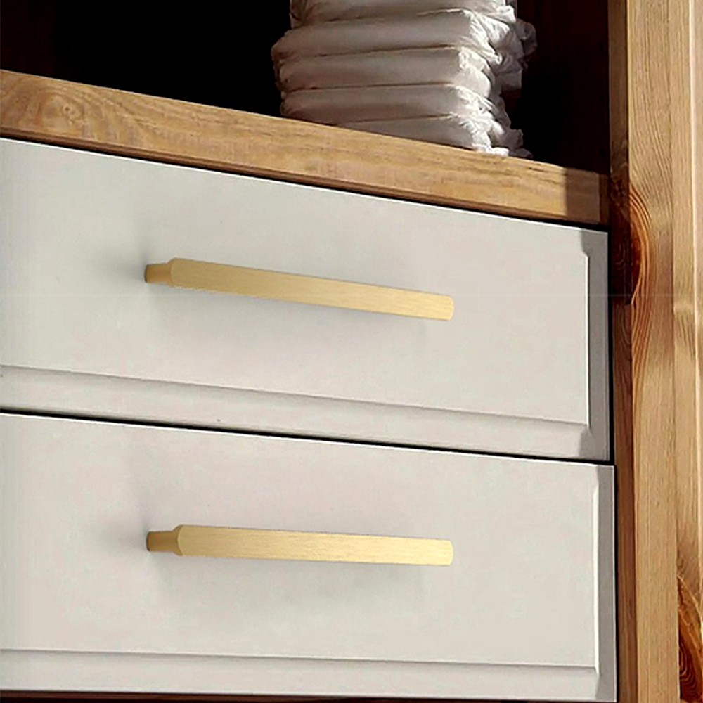 Smooth-edged Cupboard Handles