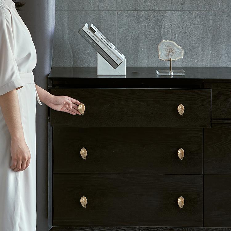 Brass Forged Leaf Knobs