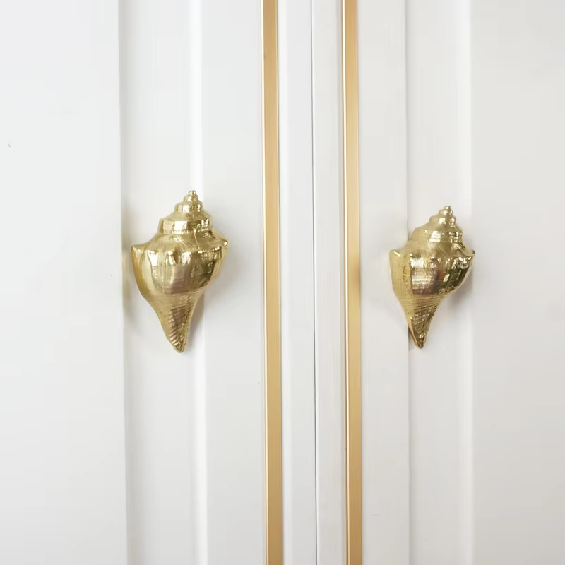 Conch Brass luxurious Cabinet Knobs