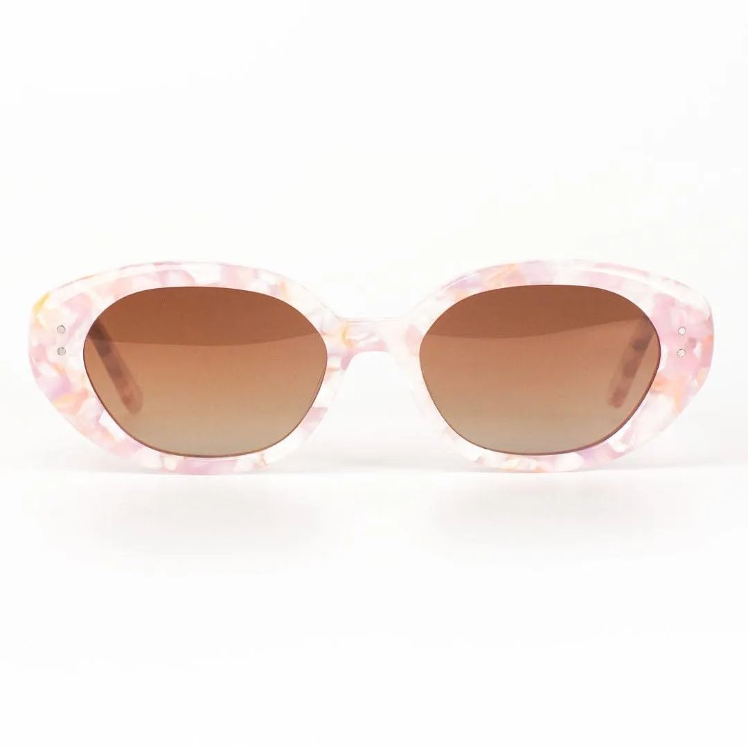 Emmet Sunglasses: Trendy Softness for Sunny Days - LUNAR