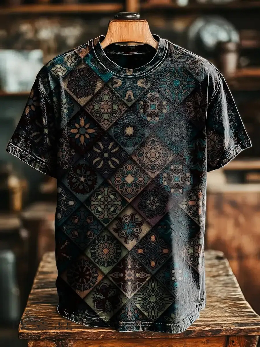 Vintage Ethnic Geometric Print T-Shirt