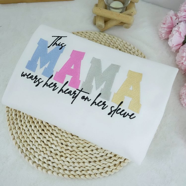 Camisetas, Sudaderas Y Sudaderas Con Capucha Bordadas Personalizadas Con El Mensaje 'mamá Lleva El Corazón En La Manga'. - miscalcetinescaramx