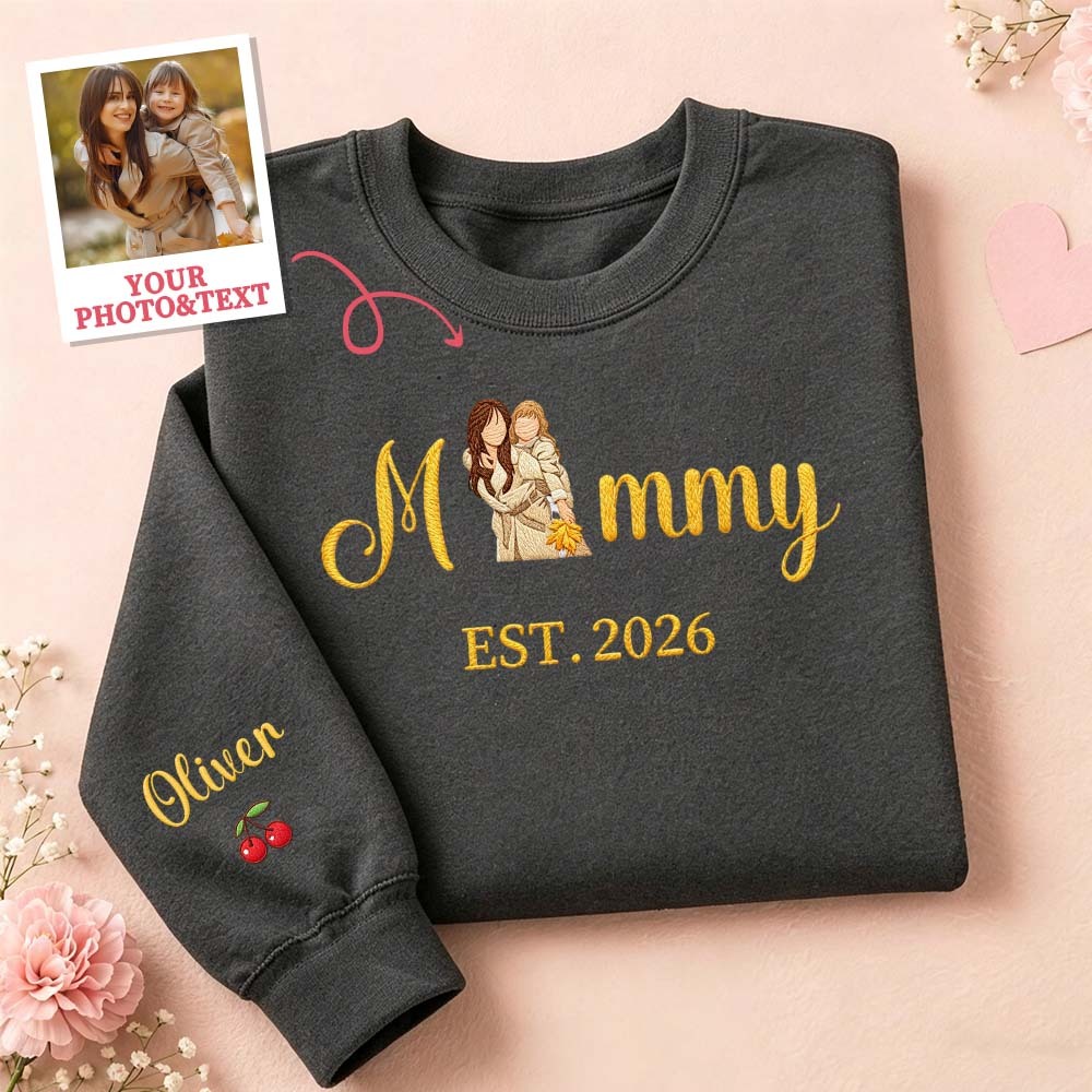 Custom Embroidered Mum Sweatshirt with Mum Kids Portrait - miscalcetinescaramx