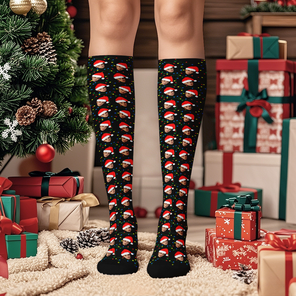 Calcetines Altos Hasta La Rodilla Con Luces De Colores Personalizadas, Ideales Como Regalo De Navidad. Calcetines Altos Hasta La Rodilla Con Cara Personalizada Para Un Atuendo Navideño O Un Regalo. - miscalcetinescaramx