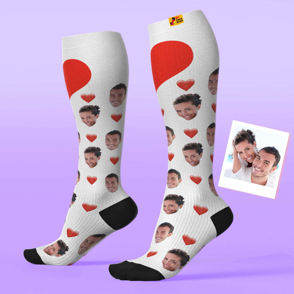 Actualizar Calcetines De Compresión Hasta La Rodilla Transpirables Personalizados Vista Previa En Línea Agregar Imagen Y Nombre Corazón - MyFaceSocksMX