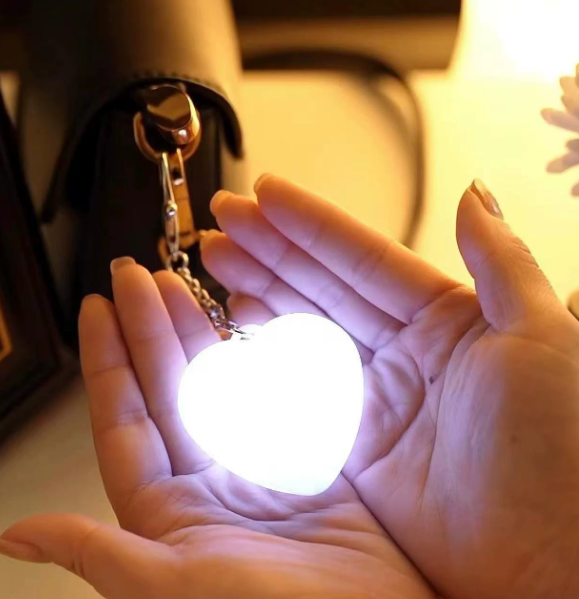 Lindo Llavero Con Luz De Pata De Gato, Recargable, Mini Colgante Para Bolso Con Doble Cadena, Diseño De Pata De Gato Blanco - miscalcetinescaramx