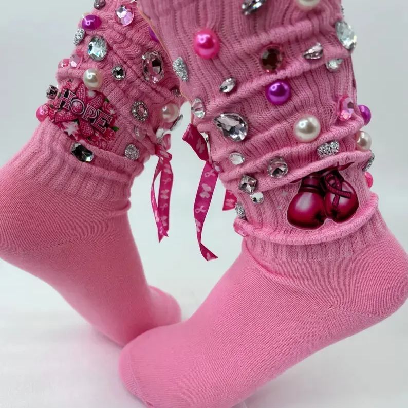 Calcetín Holgado Con Dijes Cada Par Es De Estilo Libre Haz Tus Propios Calcetines Basura Y Broches De Tendencia Viral Diy - Negro - miscalcetinescaramx