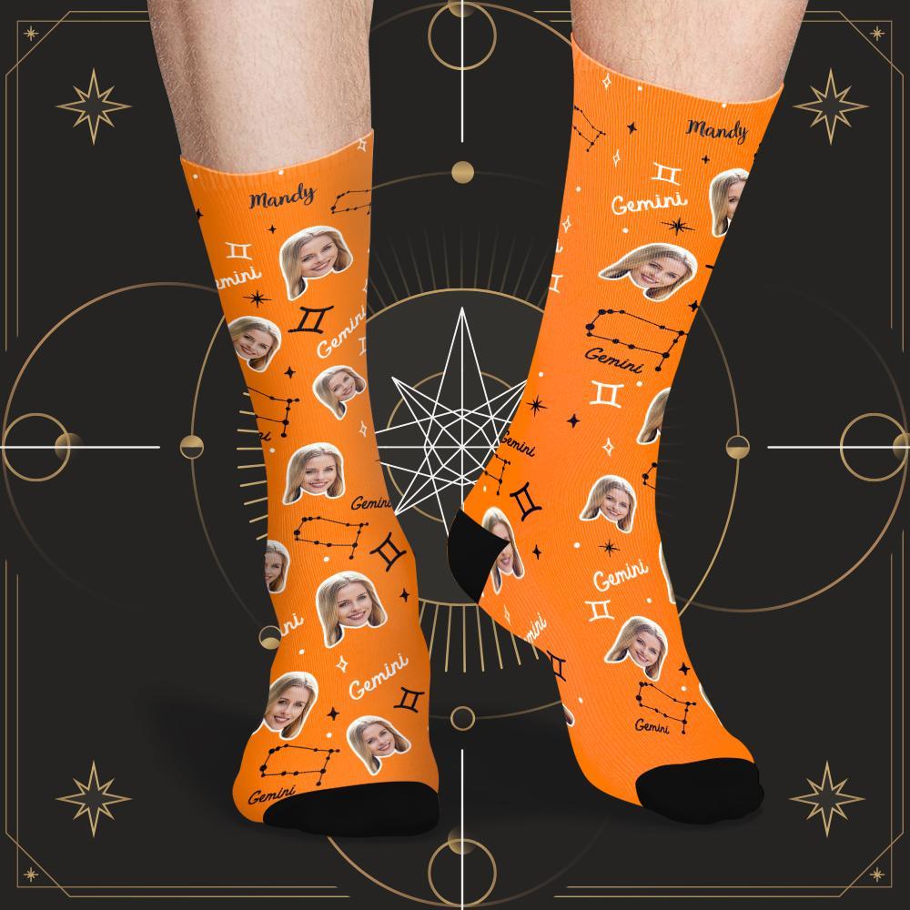 Calcetines De La Suerte De Gemini Personalizados Calcetines De La Suerte De La Constelación Exclusivos De La Cara Personalizada - MyFaceSocksES