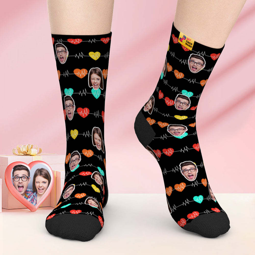 Calcetines Faciales Personalizados Regalos De San Valentín Agregar Imágenes Y Nombre Calcetines Faciales Con Monitor Cardíaco - MyFaceSocksES