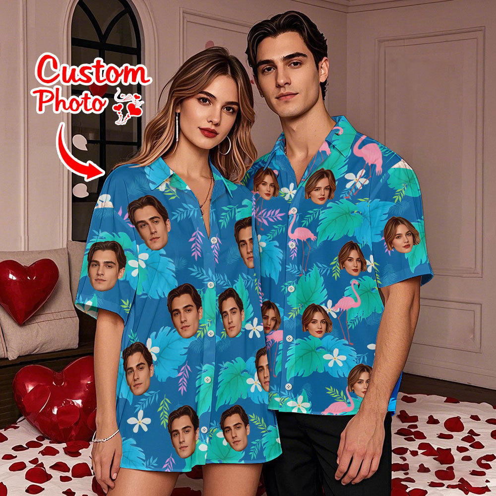 Personnalisé Rouge Couple Flamingo Visage Chemise Hawaïenne Visage Couple Chemise Valentine Cadeau Pour Couple - MyFaceSocksFR