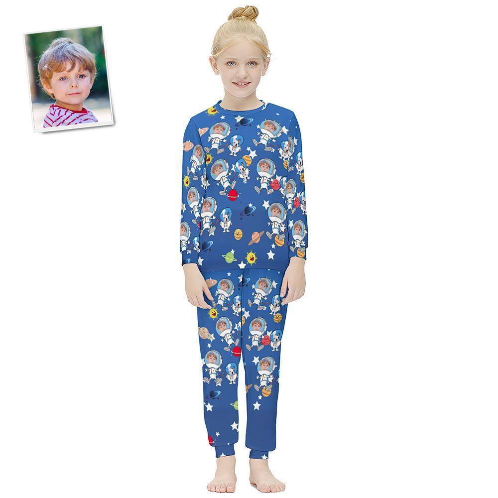 Pyjama À Manches Longues Avec Visage Personnalisé Pour Enfants, Cadeau D'anniversaire - Emmenez Les Animaux Dans L'espace - VisageChaussettes