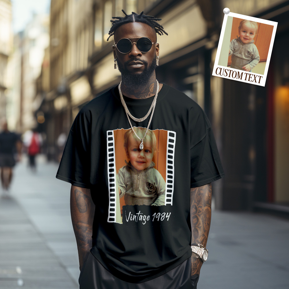 T-shirt Photo Vintage Personnalisé, Style Film D'anniversaire, Idée Cadeau Vintage - MyFaceSocksFR