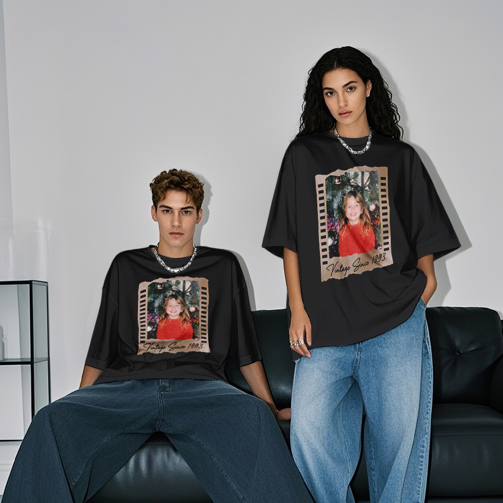 T-shirt Photo Vintage Personnalisé, Style Film D'anniversaire, Idée Cadeau Vintage - MyFaceSocksFR