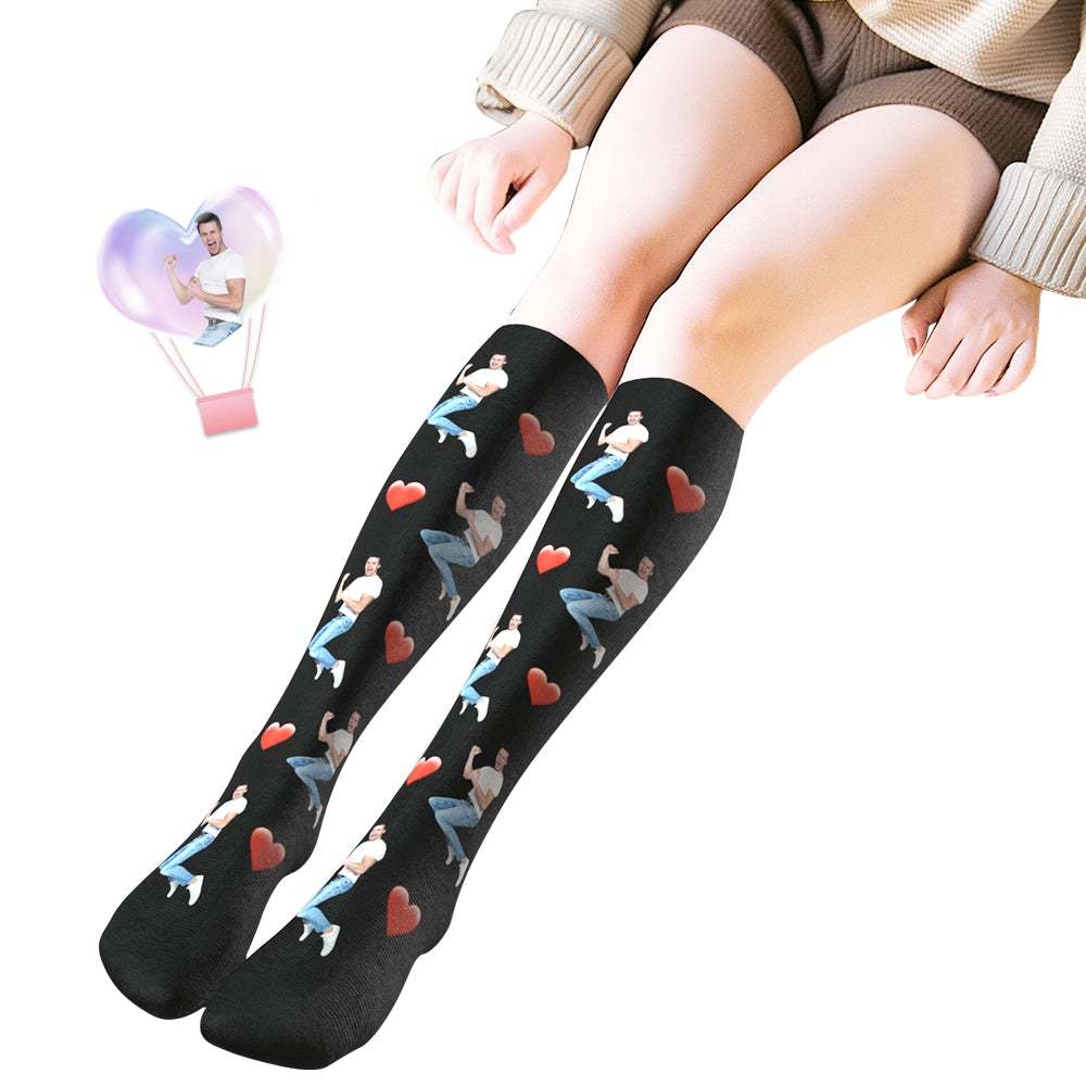 Chaussettes Hautes Photo Personnalisées Avec Coeur D'amour Cadeau Saint Valentin - VisageChaussettes