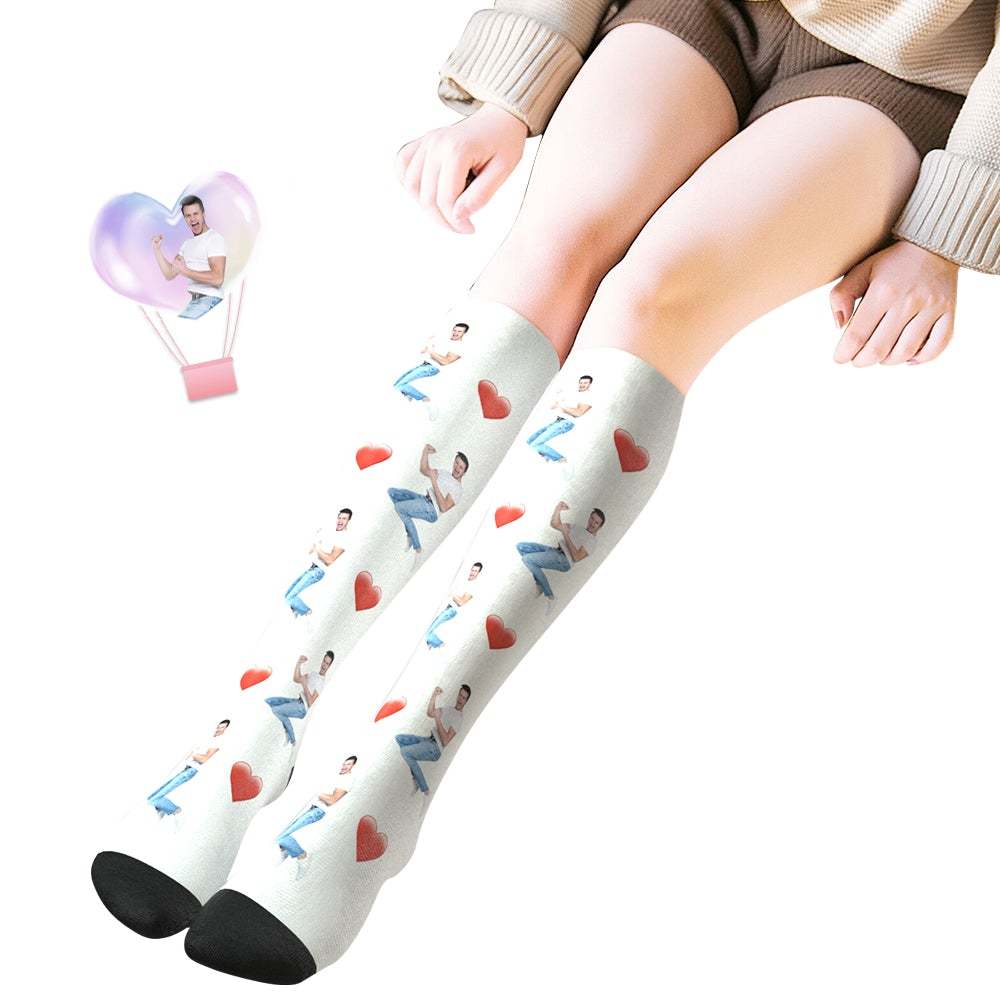 Chaussettes Hautes Photo Personnalisées Avec Coeur D'amour Cadeau Saint Valentin - VisageChaussettes