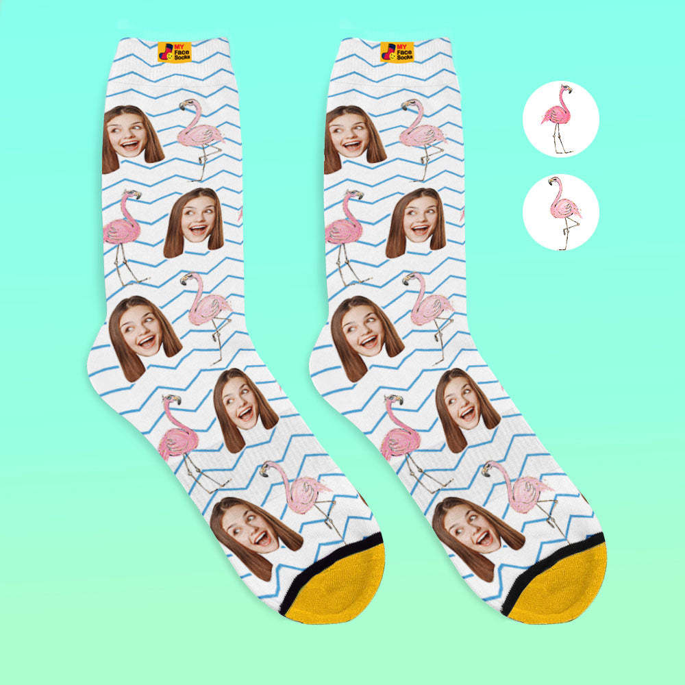 Chaussettes Imprimées Numériques 3d Personnalisées My Face Socks Ajouter Des Images Et Un Nom - Flamingos Blue Zig Zag - VisageChaussettes