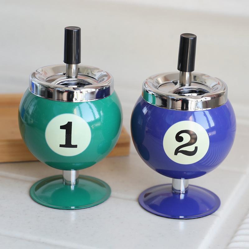 Cendrier De Bureau Créatif En Métal Avec Couvercle, Style Billard – Cendrier Anti-fuites, Décoration De Bureau Inspirée Des Tables De Billard - MyFaceSocksFR
