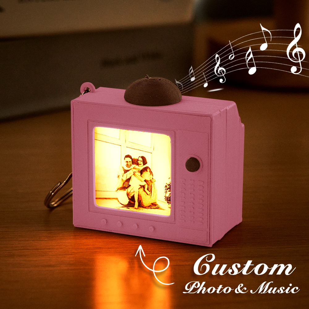 Porte-clés Boîte À Musique Tv Personnalisée, Pendentif Mini Télévision Rétro Avec Chanson Photo Personnalisée - MyFaceSocksFR