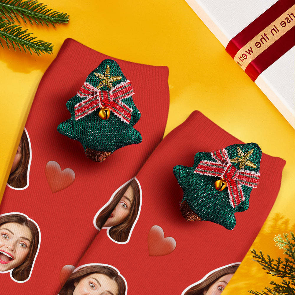 Noël Chaussettes Broches Broches Écharpe Charme Bijoux Nouvel An Cadeaux Cloche Arc 2 Pcs/ensemble - VisageChaussettes