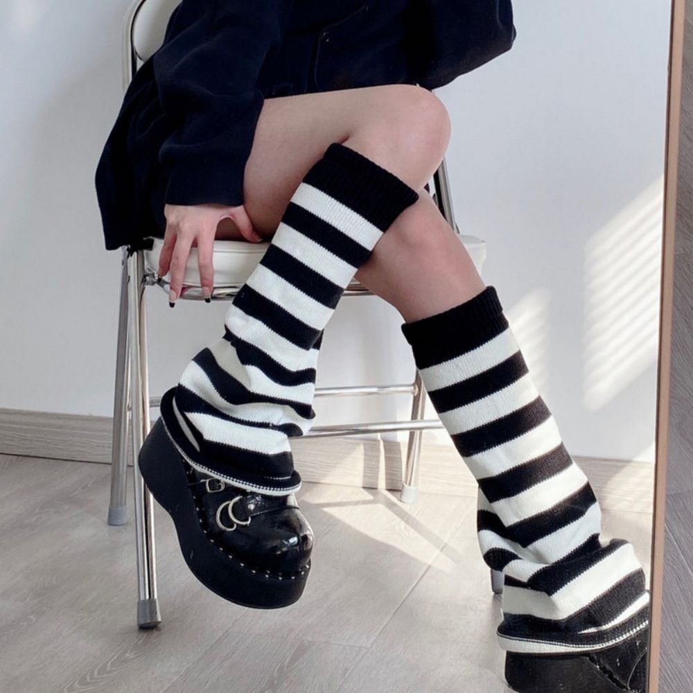Chaussettes Mi-tube Tricotées Pour Femmes Chaussettes En Laine Chaudes D'hiver À Jambes Larges - VisageChaussettes