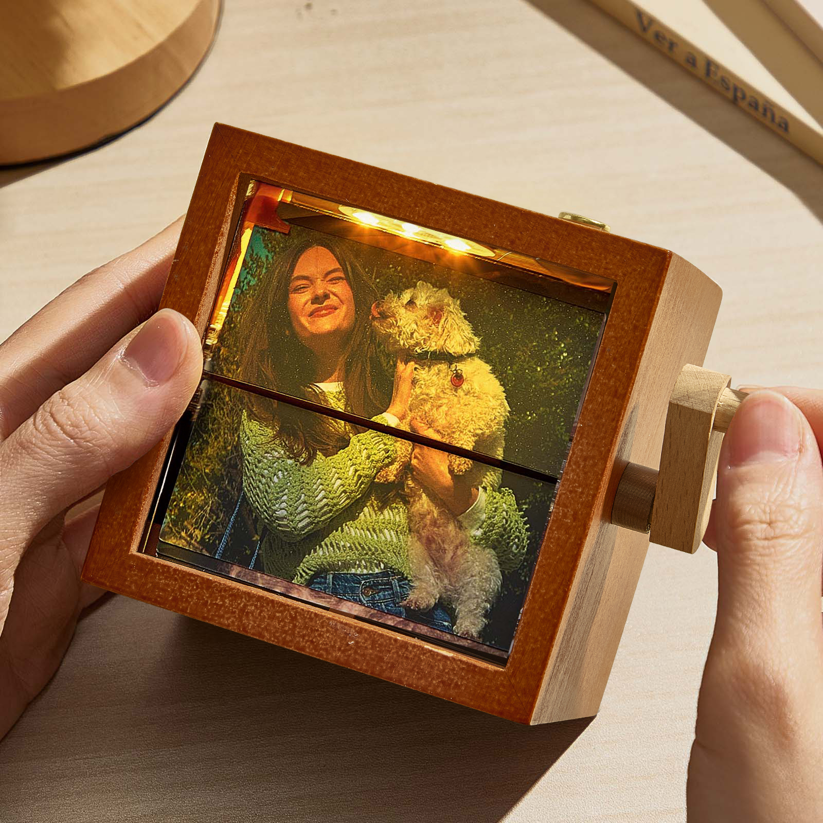 Boîte À Flipbook Mécanique À Manivelle Avec Cadre Photo Personnalisé Et Animation, En Noyer Noir Lumineux. Cadeau Idéal Pour La Saint-valentin.