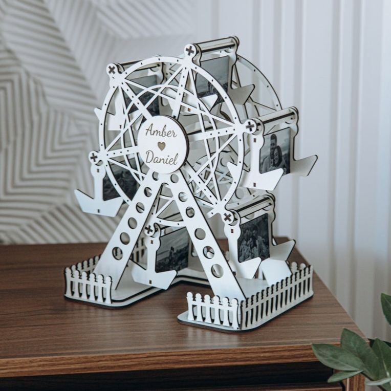 Album Photo De Grande Roue En Bois Cadeau Du 5e Anniversaire Pour Lui Cadeaux De Noël Pour Son Cadeau De Mariage Cadeau De Pendaison De Crémaillère Décoration D'intérieur Personnalisée - MyFaceSocksFR