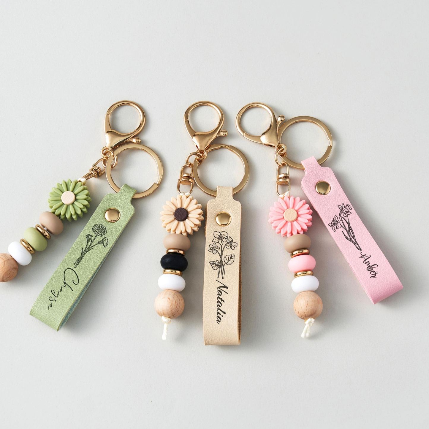 Porte-clés Marguerite Fait Main Avec Perles, Porte-clés Personnalisé Avec Nom, Joli Bijou De Sac, Cadeau De Rentrée Scolaire Ou D'amitié