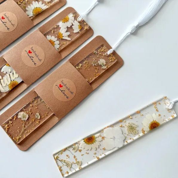 Marque-page Personnalisé En Fleurs Pressées : Marque-page En Résine Acrylique Avec Coffret Cadeau - MyFaceSocksFR
