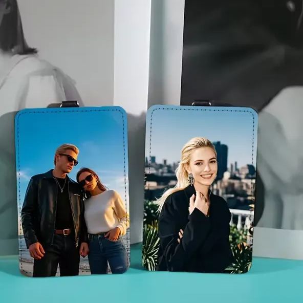 Porte-cartes Photo Personnalisé, Idéal Pour Les Amis Et La Famille, Cadeau Unique Et Personnalisé, Un Cadeau Précieux À Garder Dans Le Cœur. - MyFaceSocksFR