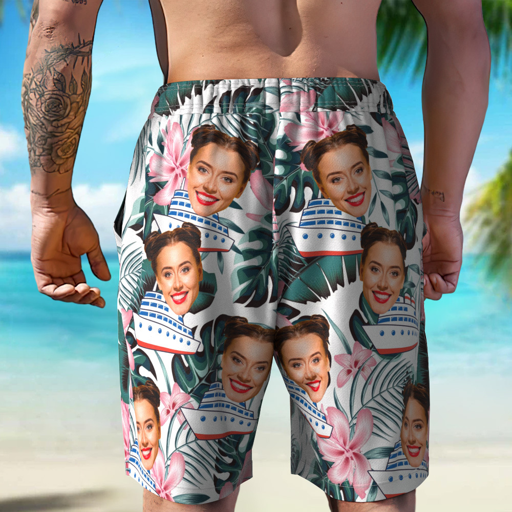 Benutzerdefinierte Foto Kreuzfahrtschiff Strand Shorts Geschenk Für Reisende Liebhaber Personalisierte Blaue Blätter Gesicht Strand Shorts - MyFaceSocksDE