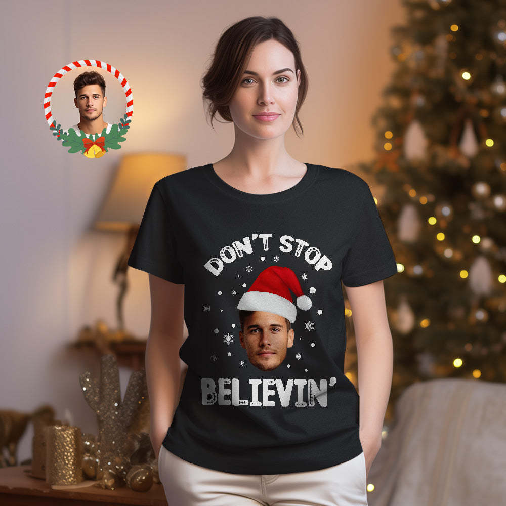 Kundenspezifisches Weihnachtsgesichts-t-shirt „don't Stop Believin Santa Claus“, Lustiges Weihnachtsfoto-t-shirt - GesichtSocken