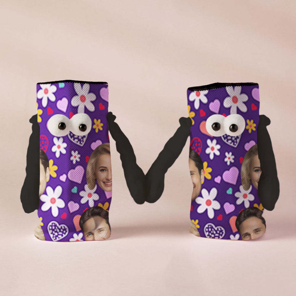 Benutzerdefinierte Gesichtssocken Lustige Puppe Mid Tube Lila Socken Magnetische Hände Haltende Socken Kleine Gänseblümchen Valentinstagsgeschenke - GesichtSocken