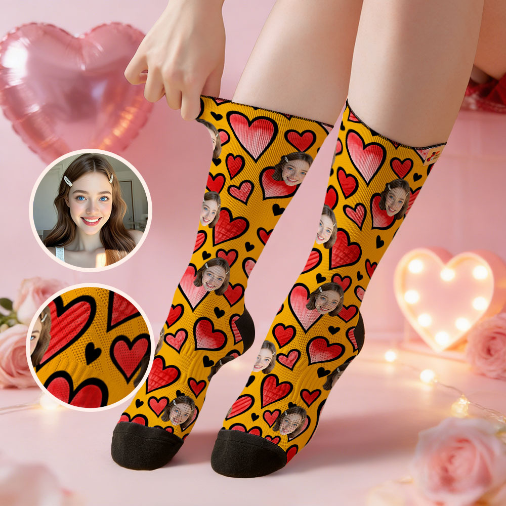 Personalisierte Socken Mit Schwarzem Herzmotiv – Valentinstagsgeschenk Mit Foto, Süßes Herzmuster, Geschenkidee Für Paare - MyFaceSocksDE