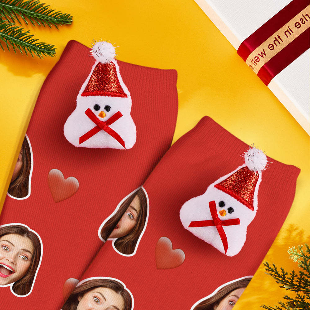 Weihnachten Socken Broschen Pins Schal Charme Schmuck Neujahr Geschenke Schleife Schneemann 2 Teile / Satz - GesichtSocken
