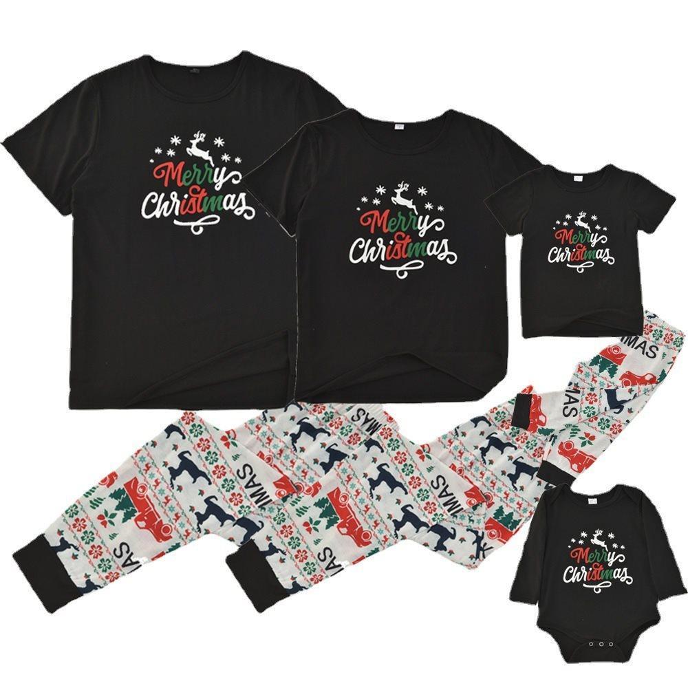 Passende Familien-pyjama-sets Weihnachtsfest-party-nachtwäsche – Weihnachtselch - GesichtSocken