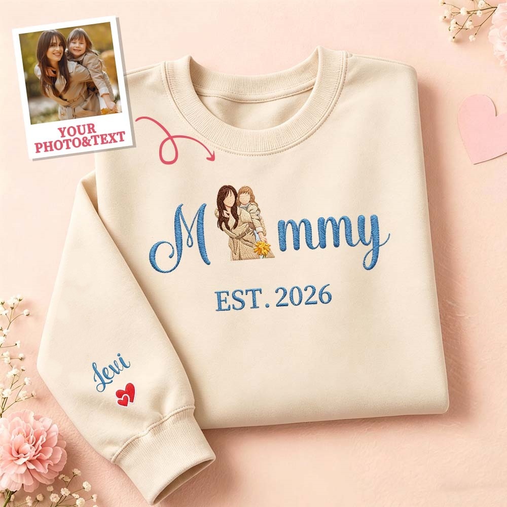 Custom Embroidered Mum Sweatshirt with Mum Kids Portrait - MyFaceSocksUK