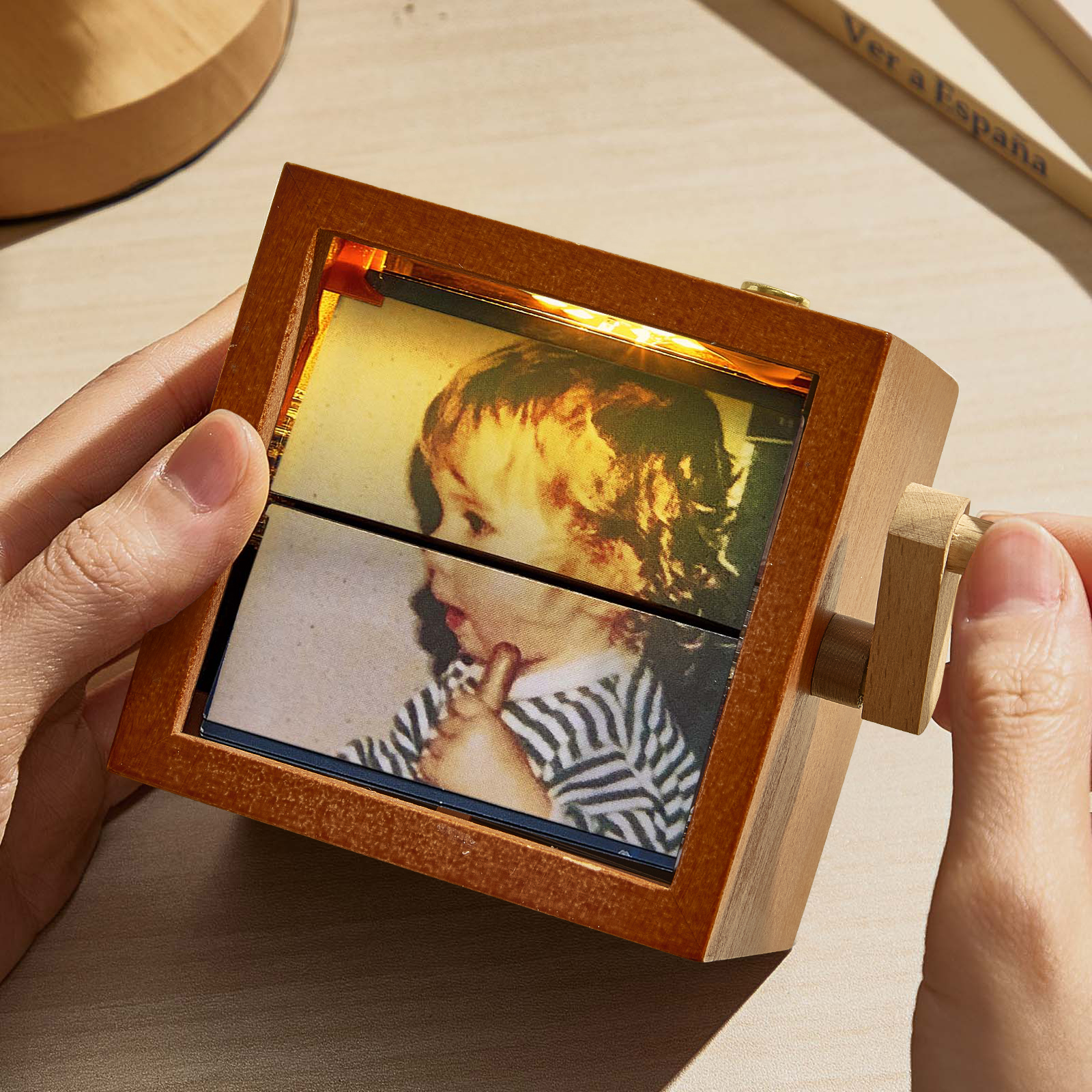 Custom Photo Flipbook Frame Animation Machine Mechanical Hand-cranked Flipbook Box with Light Black Walnut Mother's Day Gifts