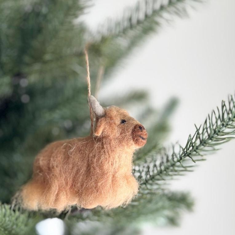 Needle Felted Highland Cow Ornament Fair Trade Ornament Handmade Wool Felt Highland Cattle Decor Cute Holiday Tree Hanging Decoration Multiple Colors Available - MyFaceSocksUK
