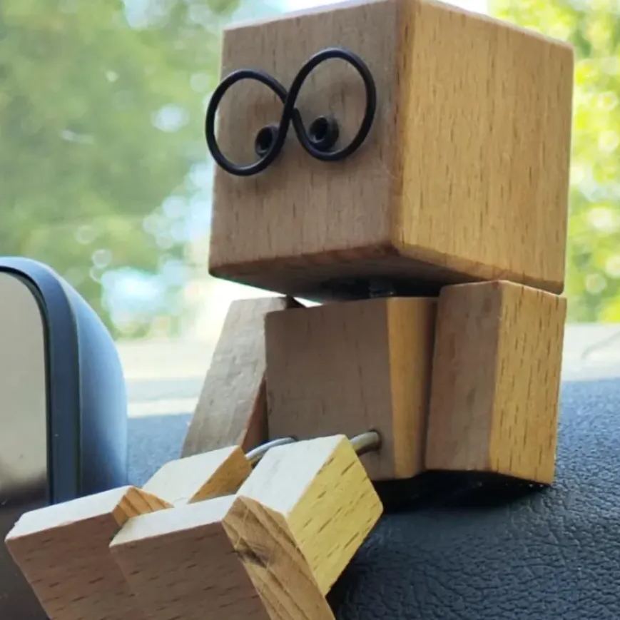 Kinetic Wooden Man Figurine – Shaking Dashboard Toy, Magnetic Accent Car Decor, Natural Wood Gift - MyFaceSocksUK