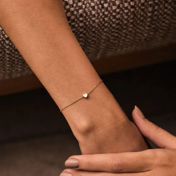 Minimalist 3D Heart Charm Bracelet, Custom Initial Bracelet, Engraved Letter Bracelet, Gold Bracelet, Daily Jewelry, Valentine Gift - MyFaceSocksUK