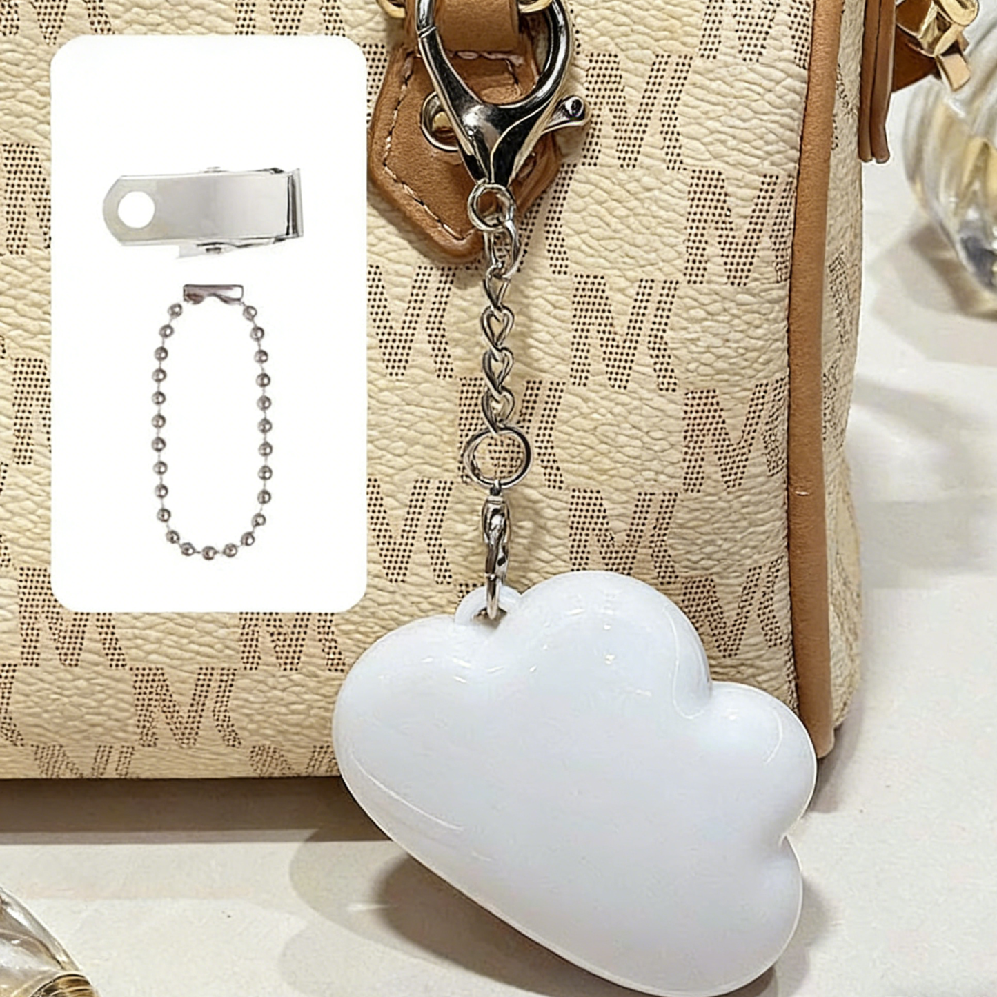 Cute Cat Paw Light Keychain Rechargeable Mini Bag Charm with Double Chain White Cat Paw Design - MyFaceSocks