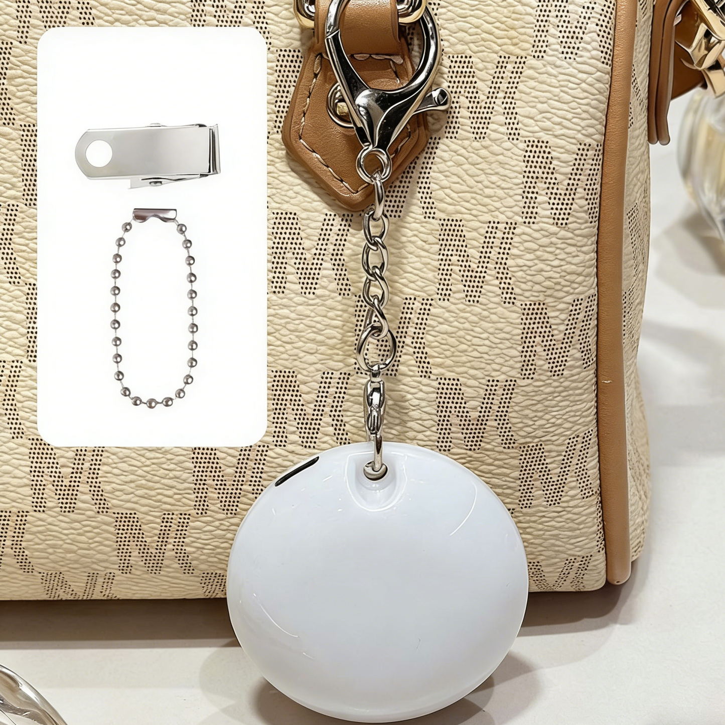 Cute Cat Paw Light Keychain Rechargeable Mini Bag Charm with Double Chain White Cat Paw Design - MyFaceSocks