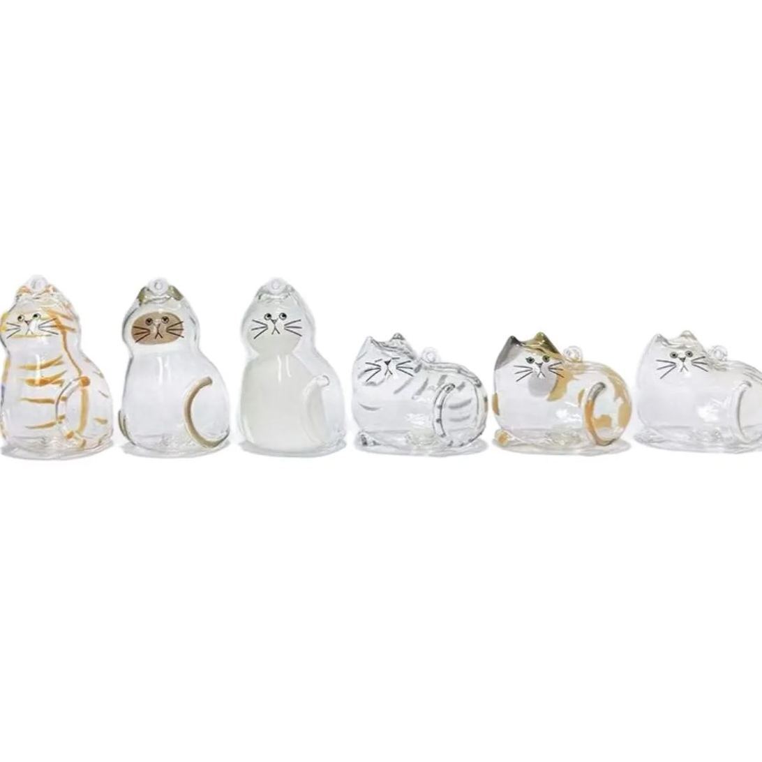 Transparent Cat Fur Capsule Keychain – Acrylic Gashapon Memory Holder Charm